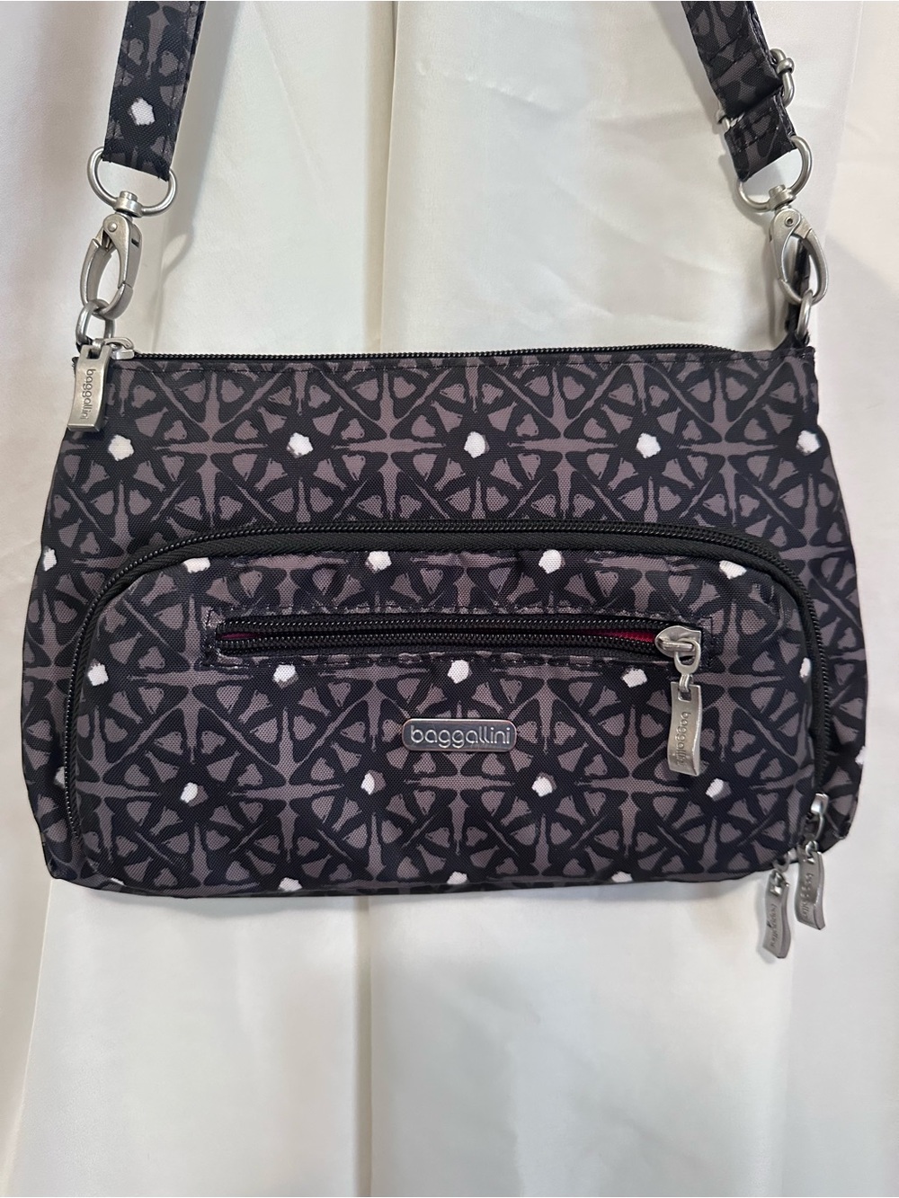 Baggallini Triple Zip Geometric Crossbody Bag